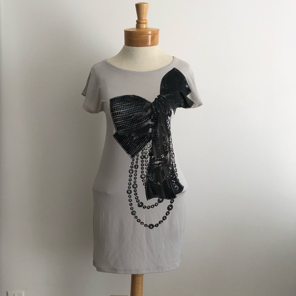 Concept club Beautiful Dress trimmed with Sequins